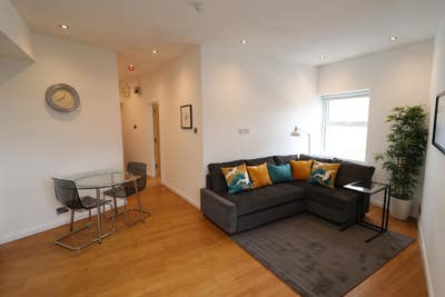 NG1 - Convenient and Homely Main Photo
