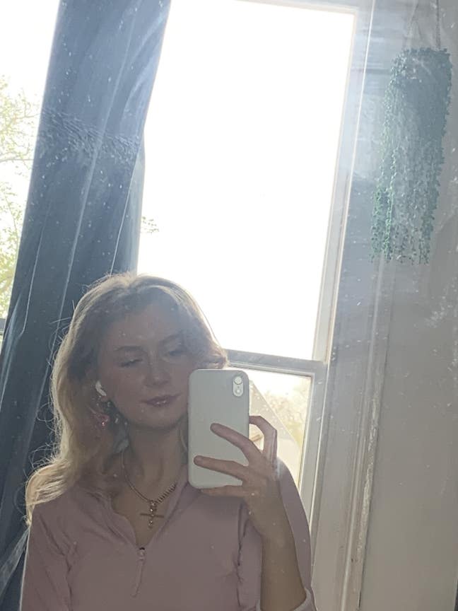 Looking for friendly house share :)  Main Photo