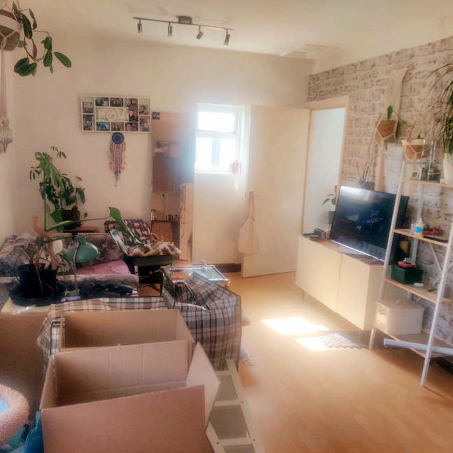 1 bedroom first floor flat  Main Photo