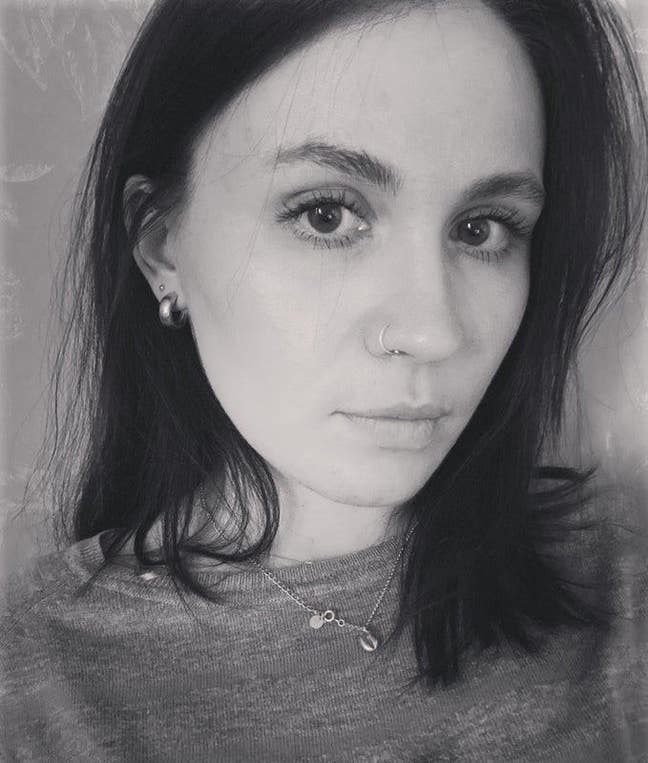 Professional Female seeks a double room Main Photo