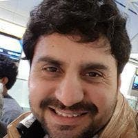 Looking double bed room  Main Photo