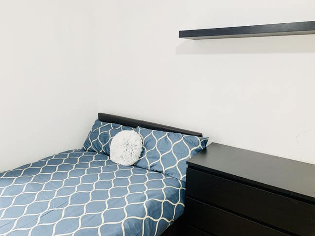 Double Room* All Saints*Poplar* Canary Wharf-E14 Main Photo