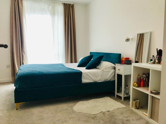 1 en-suite bedroom near Uxbridge station Main Photo