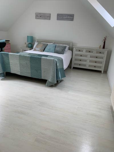 Large double room with bathroom Main Photo