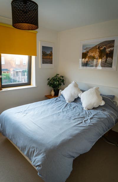 Double bedroom all bills included Main Photo