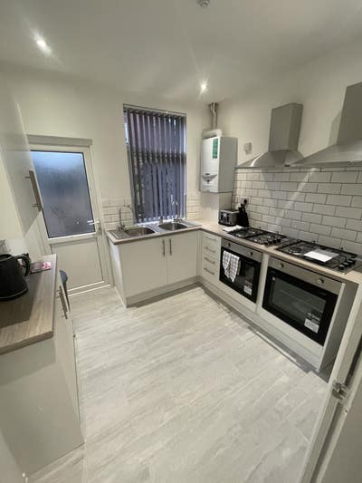 🚨 No Deposit & En Suite Rooms🚨 Main Photo