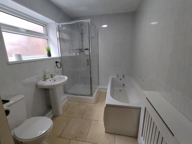 🥰 No Deposit 🥰 1 Bedroom Available Now  Main Photo