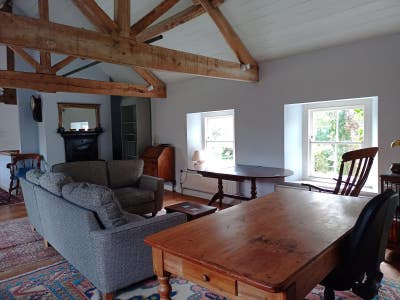 Double room ensuite and own large living room.  Main Photo