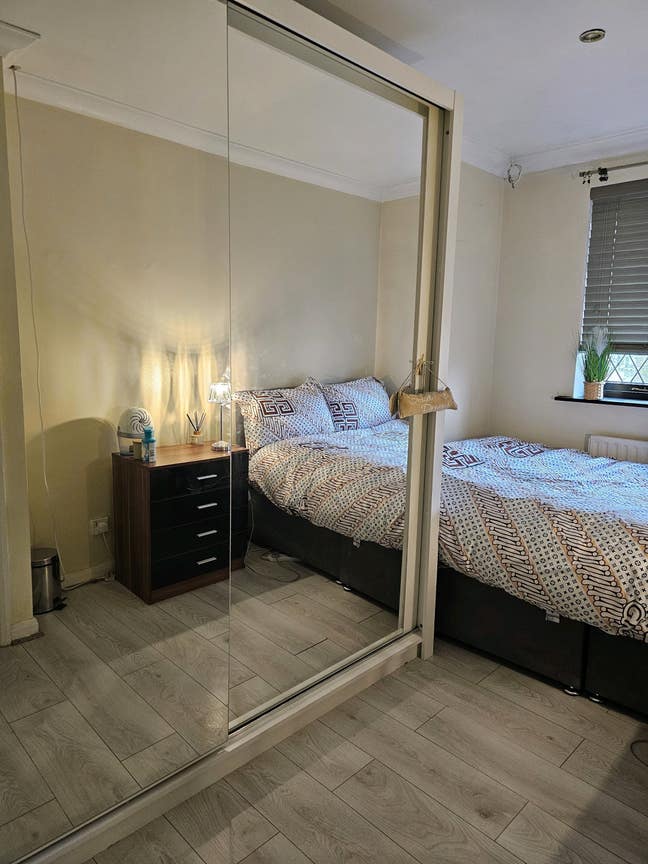  Lovely room Mapperley safe location  Main Photo