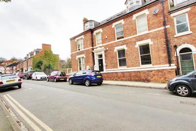 Durham city centre student rooms viaduct bills inc Main Photo