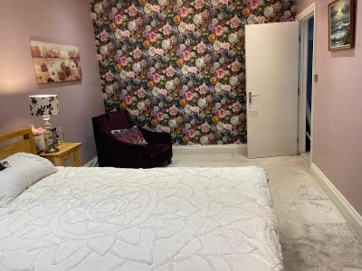 Luxury bedroom Main Photo