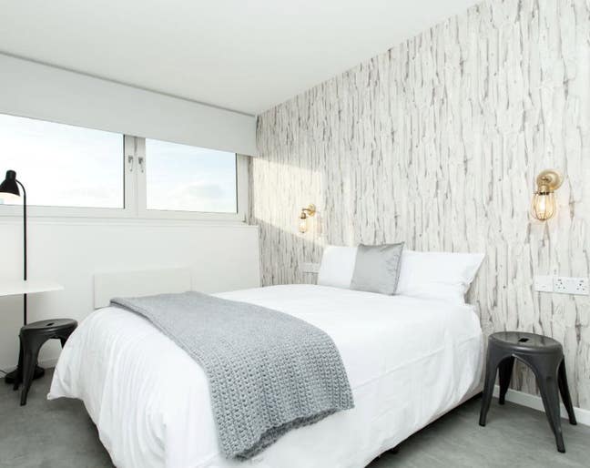 Room with a view of Tower Bridge Main Photo