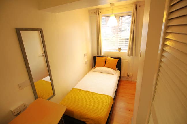 Your Space.Your Story. In Lincoln £1 FOR 1st MONTH Main Photo