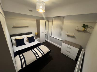 Lovely Cozy House great location near a41 Main Photo