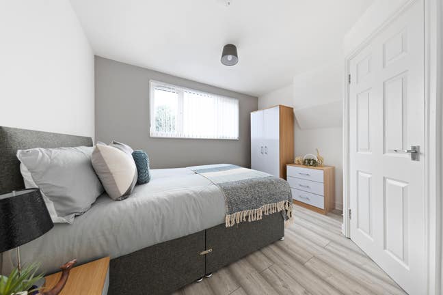 👀Double Ensuite Room Coming Soon in Stoke, CV2👀 Main Photo