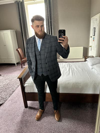 Looking for a room to rent Main Photo