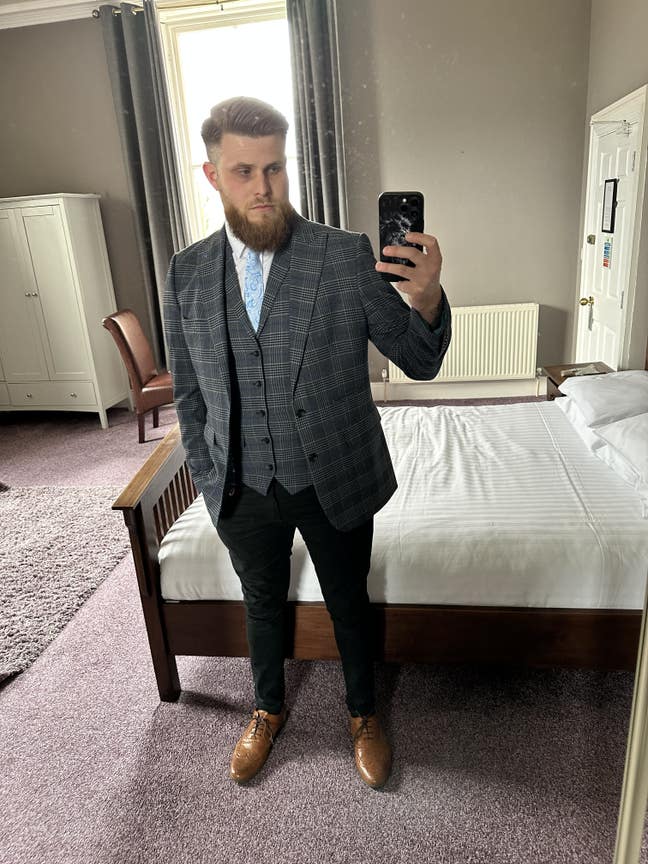 Looking for a room to rent Main Photo