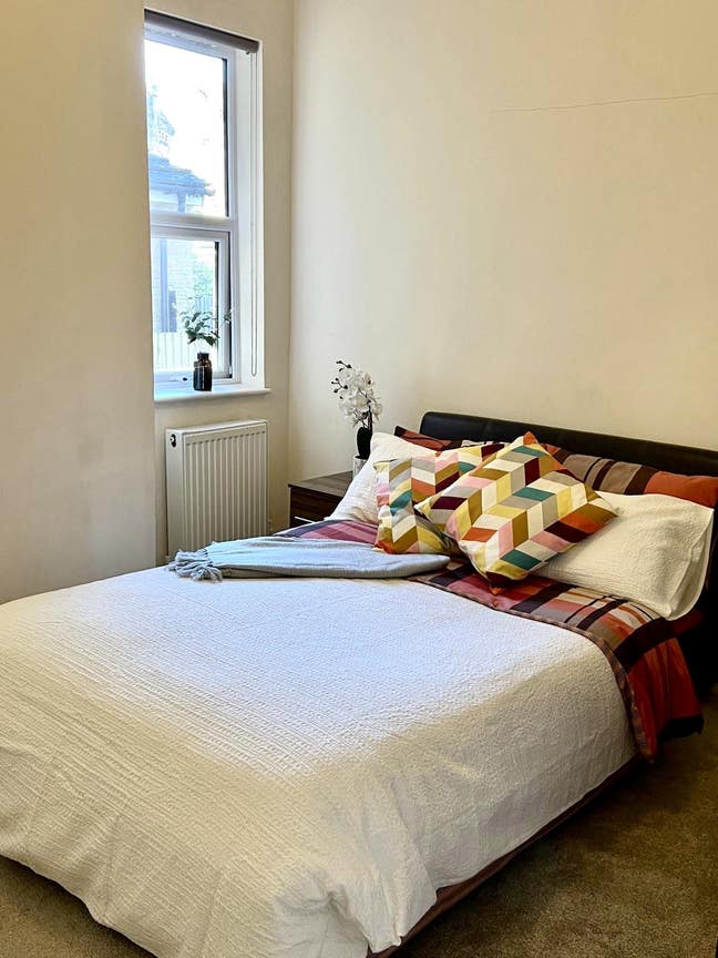 Large Double Room, Friendly House, Bills Inc Main Photo