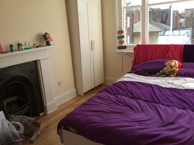 Refurbished double, excellent location  Main Photo