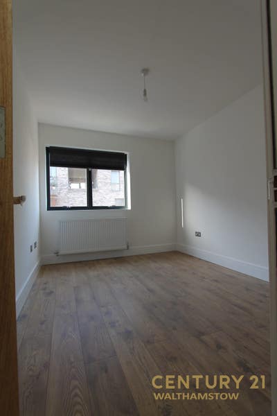 1 bed flat brand new condition blackhorse Lane  Main Photo