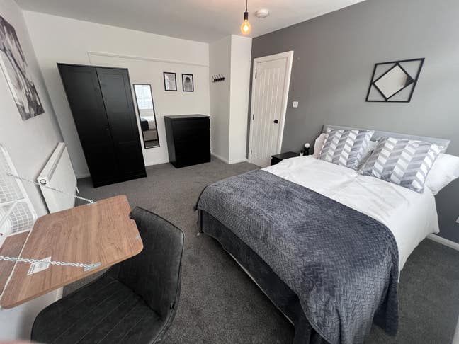 Stunning  double room with zero deposit  Main Photo