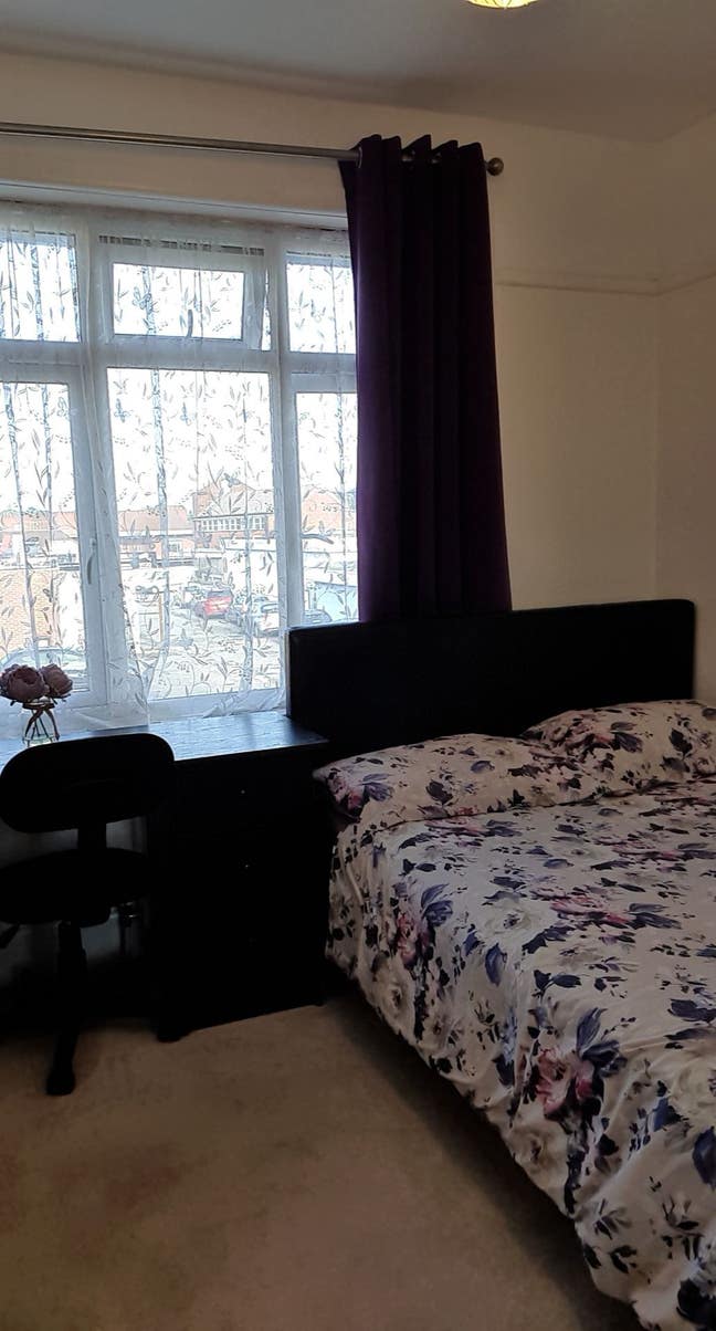 Double room available - Female preferred Main Photo