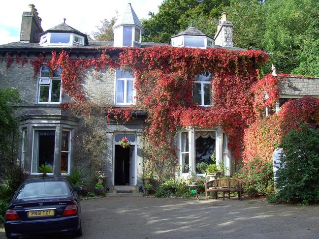 Country House Main Photo