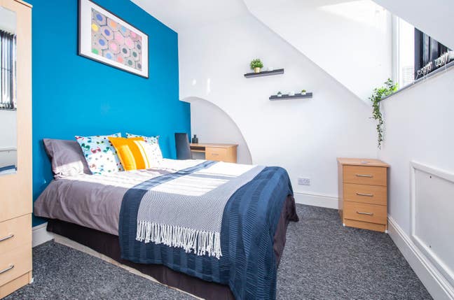 Double rooms right in city centre + superfast Wifi Main Photo