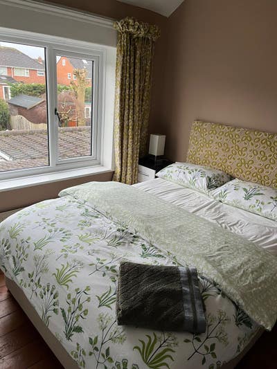 Double room for single occupancy in shared house Main Photo