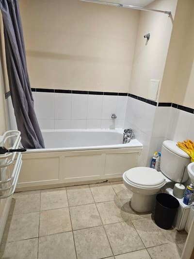 Room Available - Opposite Uxbridge Station Main Photo
