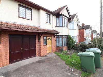 Double room next to university of Southampton  Main Photo