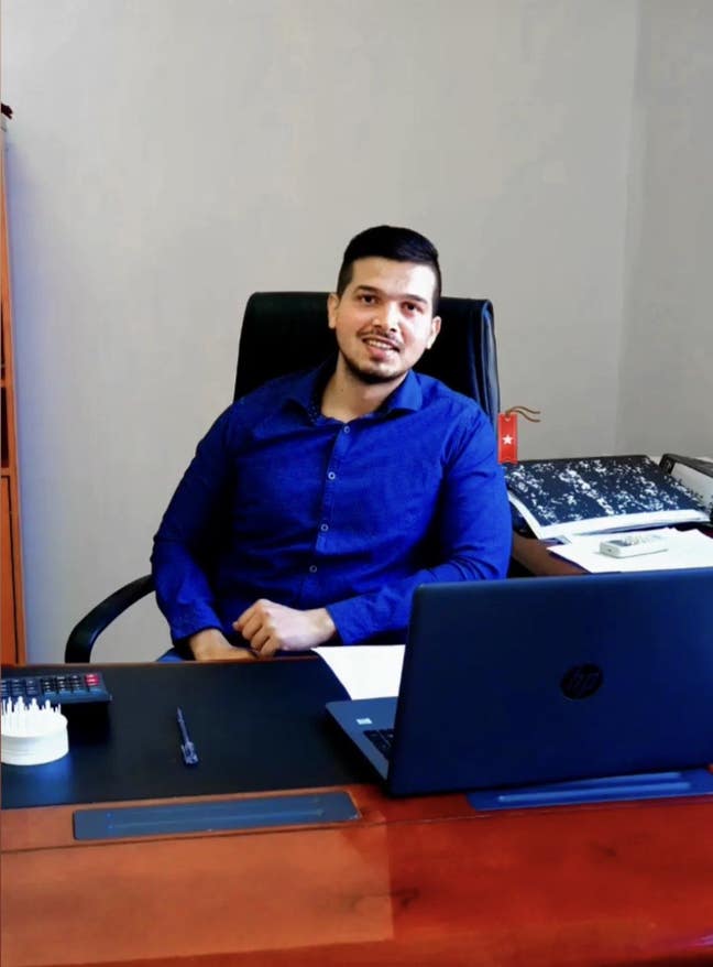 Looking for a room/ buddying up  Main Photo