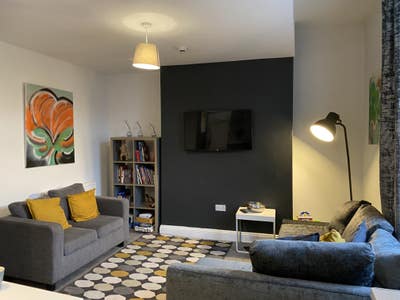 Contractor Apartment 2 bedrooms Main Photo
