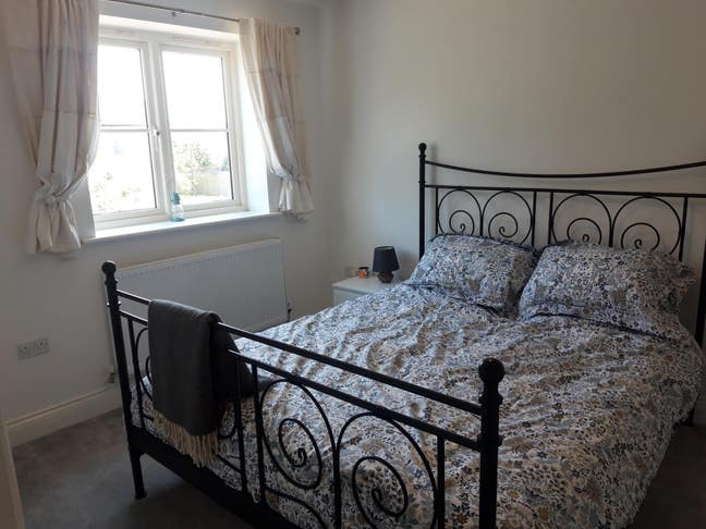 Lovely double room, quiet location Main Photo