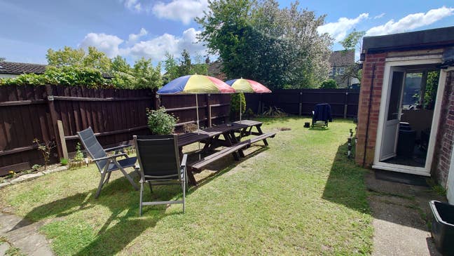 Large double in CB4 no deposit required  Main Photo