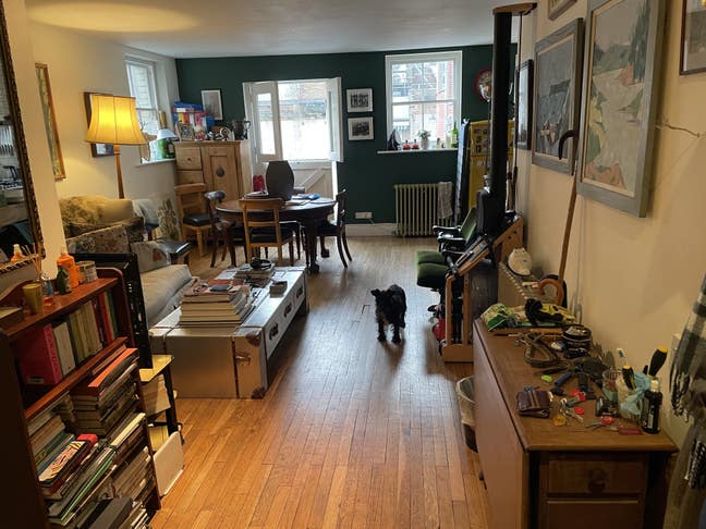 Large dbl room in converted stables  Main Photo