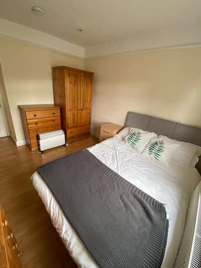 Double Room in central Cowley!! Main Photo