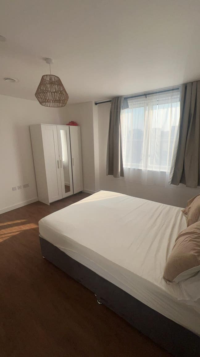 Large Double Room Available in Barking  – &pound;784 PCM Main Photo