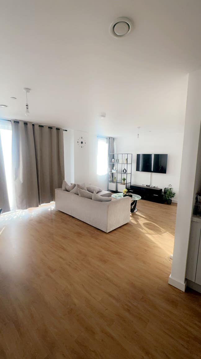 Large Double Room in Barking - Bills Included Main Photo