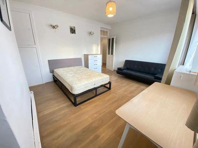 All bills incl ❤️ Balcony ❤️WESTERRY❤️Limehouse Main Photo