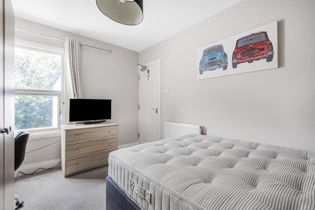 Lovely Double Room to let in West Reading, RG30 Main Photo