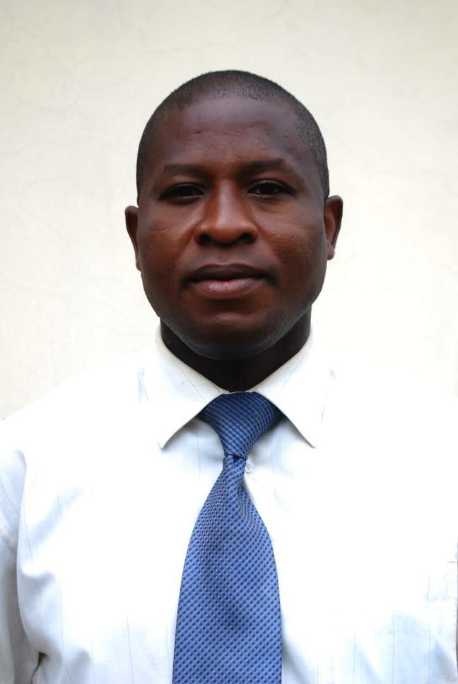 I am a professional male aged 44. I am lookin... Main Photo