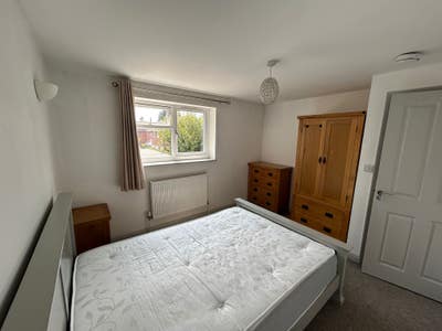Double Room for Rent Main Photo