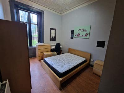 Near City Centre, Ctax bills included  Main Photo