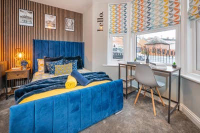 Luxury High End Studio SN1 Town Centre Location  Main Photo