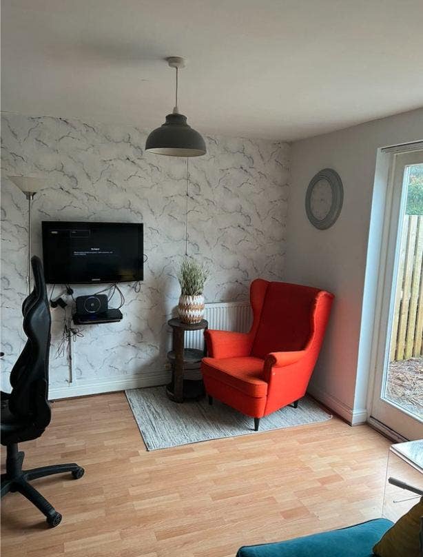 Small double room in Broughton, Milton Keynes Main Photo