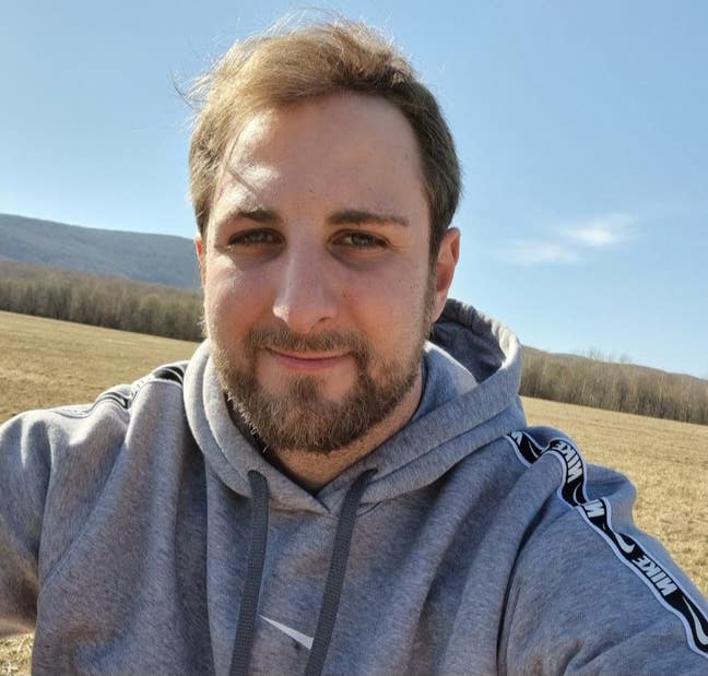 Looking for a buddy ups/ room Main Photo