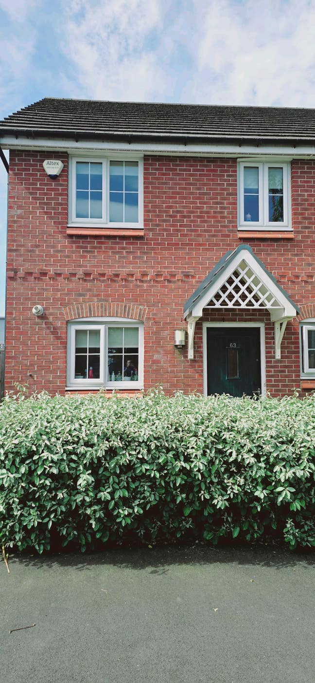 3 Bed New Build Full House Share Main Photo