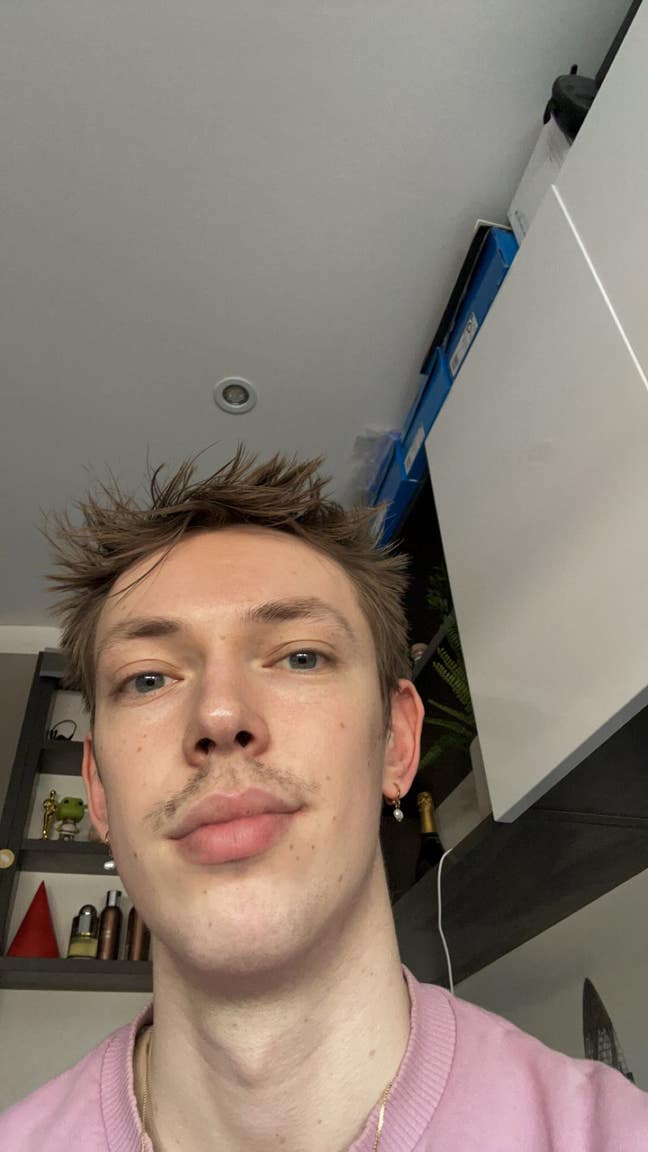 23 (M) looking for a room in July Main Photo