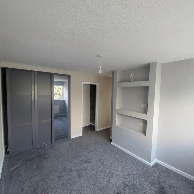 Spacious room available in friendly shared house.  Main Photo